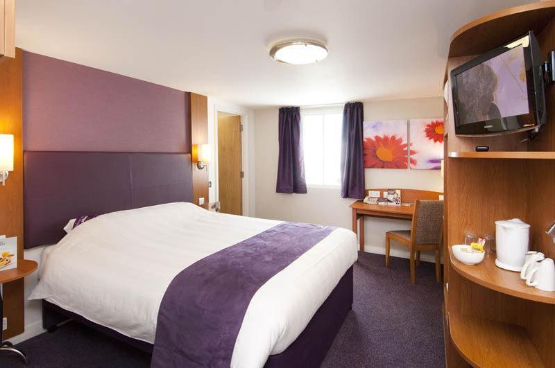 Premier Inn Dover East 외부 사진